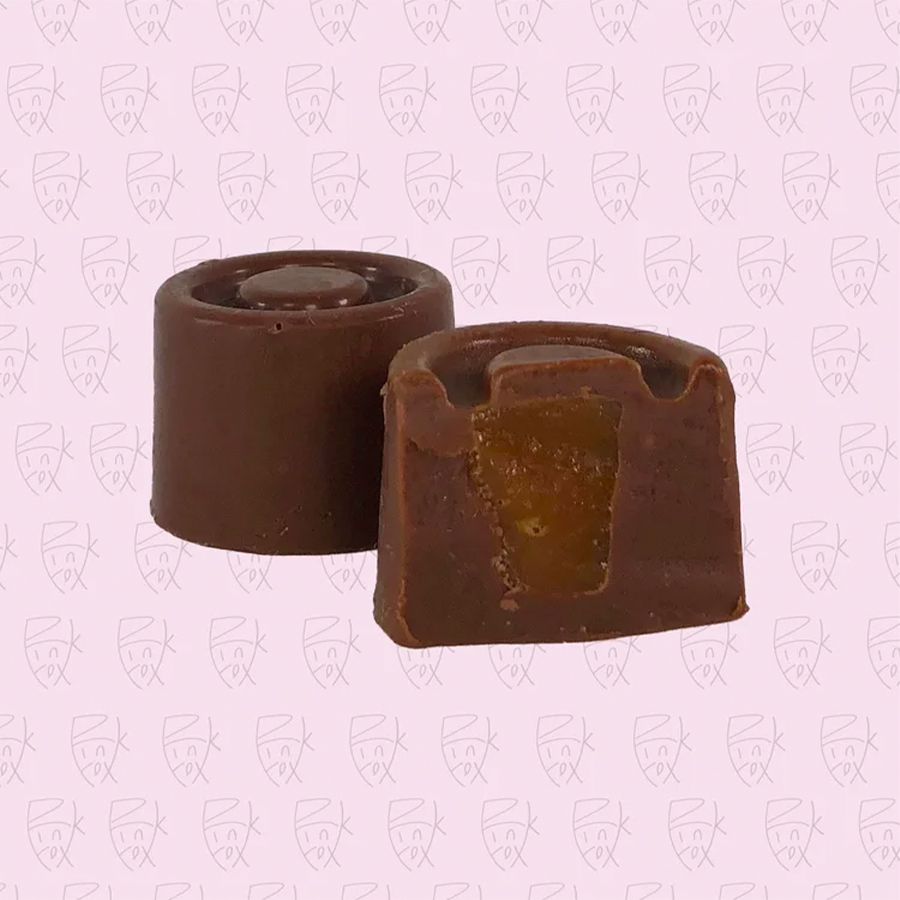 Untitled-1_0004_Denyo+with+background